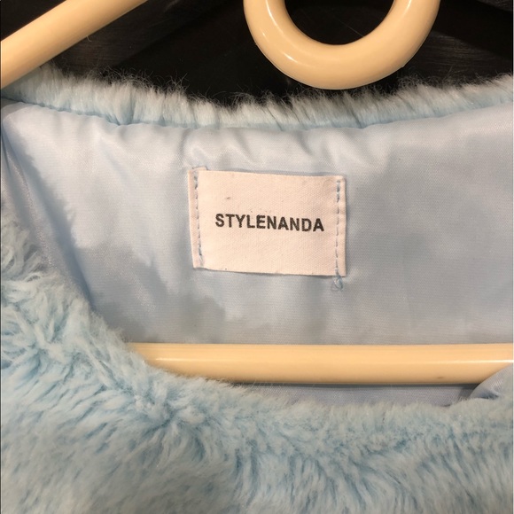 Stylenanda fuzzy blue sweater - Picture 3 of 4